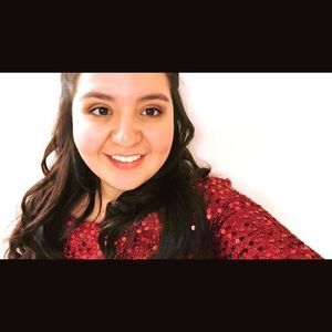 Meet your Posher, Leslie